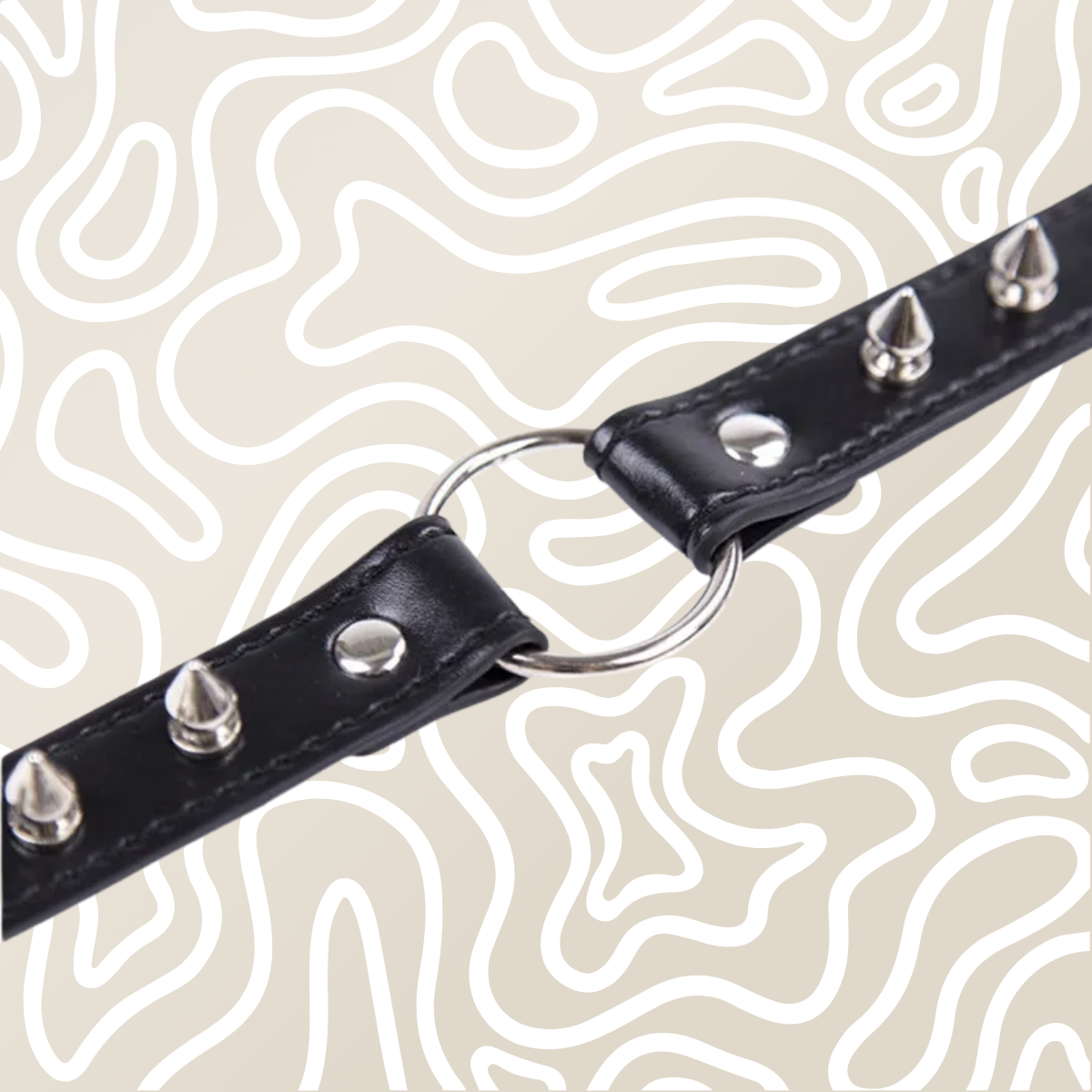 Collar Gargantilla BDSM Negra Con Picos Y Argolla Metalica Ajustable Adultos - Image 3